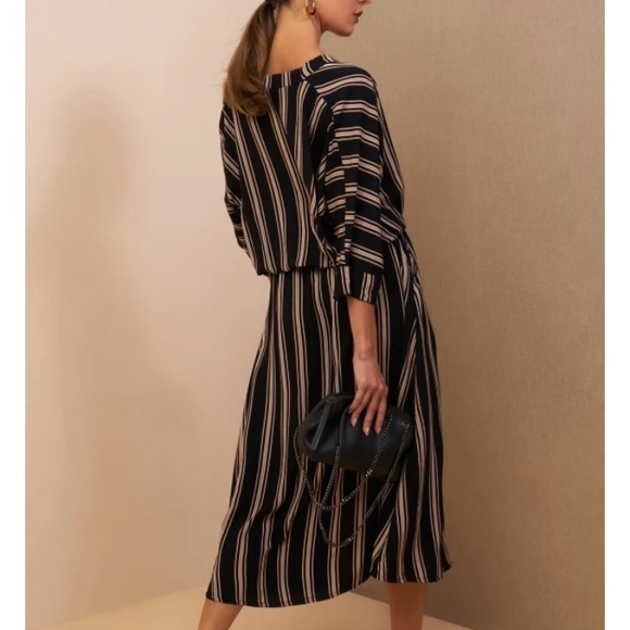 Dress Barn | Dresses | Kaftan Vneckline 